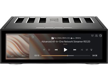 Ampli hi-fi integrētais stereofoniskais Rose RS520 melns, metāla korpuss, lielā fasāde ar krāsainu taustiņekrānu, skats no priekšas