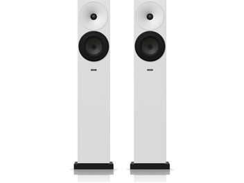 Amphion Argon 3LS vloerstaande luidsprekers, zwart en wit, vooraanzicht, twee identieke luidsprekers naast elkaar op een witte achtergrond