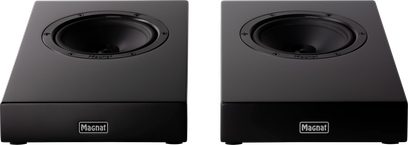 Dolby Atmos-højttalere Magnat ATM 202 sort satin, set forfra, rektangulære kabinetter med hældning, centralt placerede cirkulære højttalere