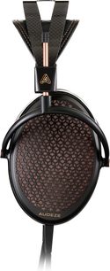 Atviras laidinis hi-fi ausinės Audeze CRBN2, vaizdas iš priekio, juodas apvalus tinklelis, anglies pluošto lankelis, matomas laidas
