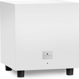 Kubusvormige Triangle Tales 340 subwoofer in mat wit, zwart rooster, cilindrische voetjes, op witte achtergrond