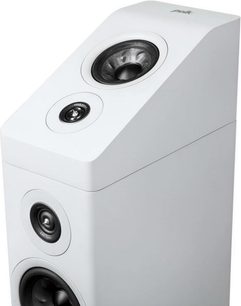 Polk Audio R900 witte luidspreker, vooraanzicht van dichtbij, centrale luidspreker en tweeter zichtbaar op de witte voorkant