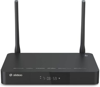 Zidoo Z9X 8K medieafspiller, set forfra, sort rektangulært kabinet, 2 lodrette antenner, centralt digitalt display