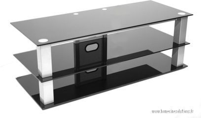 Sortbord TV i sort glas og aluminium med 3 niveauer med åbne og lukkede hylder, set forfra i perspektiv
