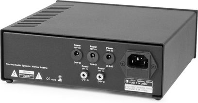 Pro-Ject Power Box MaiA sort, rektangulær metalkabinetboks, frontpanel med stik og kontakter