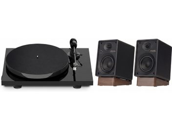 Hi-Fi комплект с черен грамофон и две черни лавични тонколони Wharfedale с кафяви основи