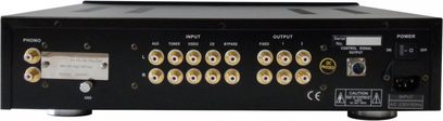 Czarny przedwzmacniacz stereo Jolida Music Envoy, tylny panel, pozłacane złącza audio RCA, przełącznik, gniazdo zasilania