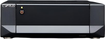Amplificator de putere Cyrus Classic POWER negru din metal, fațadă, buton portocaliu, LED verde, vedere din față