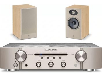 Silverfärgad integrerad Marantz PM6007-förstärkare med ett par Focal-bokhyllehögtalare i ljust trä