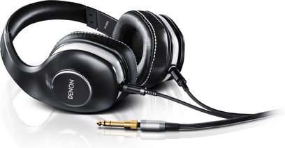Denon AH-D600 sort hovedtelefoner, åben circumaural type med polstret hovedbøjle og aftagelig kabel med forgyldt jackstik