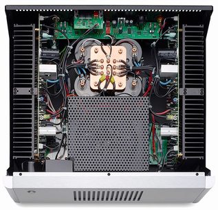 Rotel RB1582 MKII sølv effektforsterker, frontvisning innvendig, elektroniske kretser og komponenter synlige