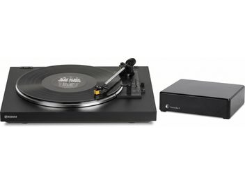 Schwarzer Rekkord-Plattenspieler mit Tonarm und separatem schwarzem Phono Box E-Vorverstärker