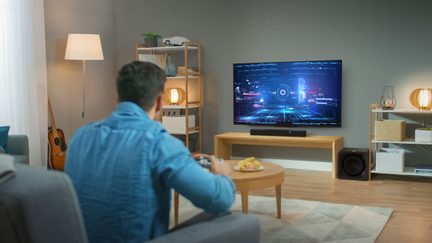 Näkymä kalusteeseen, jossa on TV