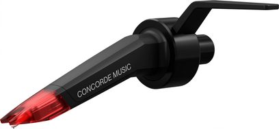 DJ-pladespillercelle fra Ortofon Concorde Music Red, sort kabinet, rød translucent nål, set fra tre kvarter vinkel