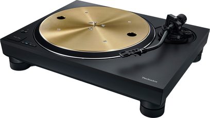 Platan vinil hi-fi Technics SL-1300GE-K negru, vedere din unghi, platou auriu, braț de citire negru, picioare cilindrice