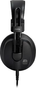 Sluchátka Fostex T50RP mk4 v černé barvě - pohled z boku s koženým čelenkou, oválnými náušníky a připojeným kabelem ve spodní části