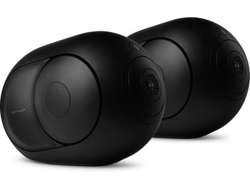 Drie ovale draadloze Devialet Phantom I 103 DB luidsprekers in mat zwart, vooraanzicht op een witte achtergrond