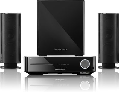Harman Kardon BDS 470 sort hjemmebiografsystem bestående af en 3D Blu-ray-afspiller, to gulvhøjtalere og en basrefleksboks