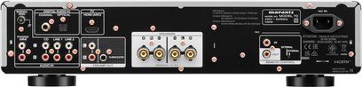Marantz Model 70 kullanvärinen hopea, takanäkymä audiotuloineen, HDMI-liitäntöineen, kaiutinliittimineen ja virtaliitäntöineen