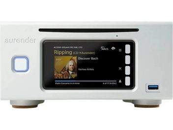 Aurender ACS100 beyaz yüksek kaliteli CD oynatıcı, önden görünüm, renkli dokunmatik ekran ve USB bağlantı noktası