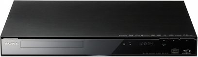 Sony BDP-S770 sort 4K Blu-ray-afspiller, set forfra, LED-display, knapper og diskskuffe på forsiden