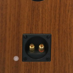Sada reproduktorů 2.1 Enova HIFI VELA 2.1 8A, pozlacené audio konektory se šroubovacími svorkami, vestavěné do panelu s dřevěným povrchem