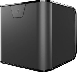 MartinLogan Depth 212 subwoofer i sort højglanslak, set i trekvart profil med buet sidegitter