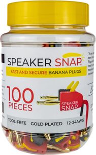 Transparenter "Speaker Snap"-Behälter mit 100 vergoldeten Bananensteckern 12-24 AWG, Vorderansicht auf weißem Hintergrund