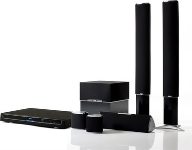 Sada domácího kina Jamo A407 HCS12 černá, obsahuje subwoofer, dva sloupové reproduktory a tři kompaktní reproduktory