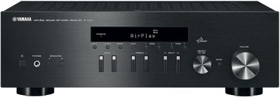 Yamaha R-N301 sort hi-fi stereforstærker, set forfra, sort front med knapper og skærm, 2 sølvfarvede drejeknapper