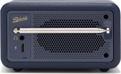 Radio Roberts Revival Petite 2 i midnatblå, bagside, skalkabinet i mørkeblå kornet kunstlæder, stort perforeret højttalerpanel, indfoldet teleskopantenne i metal, USB-C- og hovedtelefonstik på venstre side
