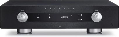 Wzmacniacz hi-fi stereo Primare I35 DAC czarny, widok z przodu, matowa czarna obudowa z obrotowymi pokrętłami w kolorze srebrnym, centralny wyświetlacz LED, szerokość 43 cm