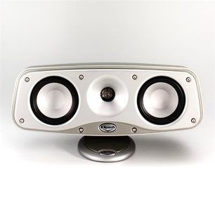 Hvid Klipsch RCX-4 centralhøjttaler set forfra med to sorte højttalere og en sølvfarvet central diskant