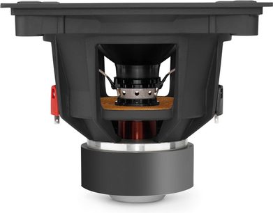 JL Audio Dominion D108 svart lakkert bassreflekskabinett, perspektivisk frontvisning, svart konisk høyttaler, sølvfarget diskanthøyttaler, svart grill