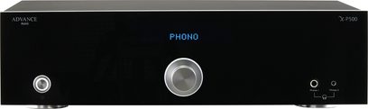 Stereo předzesilovač Advance Paris XP-500 černý, pohled zepředu, 2 otočné knoflíky, 1 tlačítko, 1 sluchátkový výstup