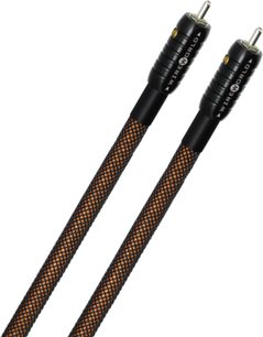 To sorte RCA-lydkabler fra Wireworld Eclipse 7 med forgyldte stik og orange og sort flettet kappe