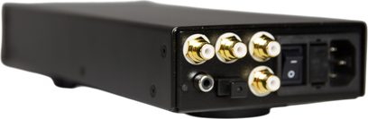 Lehmann Audio Linear D MKII hodetelefonforforsterker svart, bakfra med forgylte RCA-kontakter og strøminngang
