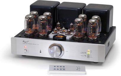 Sølvfarvet Cayin A100T stereo hi-fi-forstærker, set forfra, 6 vakuumrør, knapper og stik på forsiden, 3 sorte bokse stablet oven på hinanden