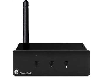 Pro-Ject Stream Box E black network audio player, front view with vertical antenna and three buttons on the front panel