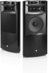 To JBL K2 S9900 gulvhøjtalere i sort lak, set forfra, med synlige højttalerenheder og basreflekssystem