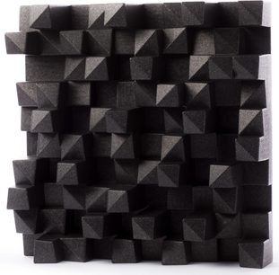 Artnovion Myron E 2.0 sort akustisk diffusor, 4 firkantede paneler i sort akustisk skum med pyramideformet geometrisk mønster i relief