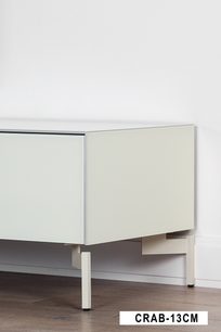 Hvid Sonorous Elements EX31 audio-/videomøbel, 1 dør, 1 hylde, metalben, set let skråt forfra