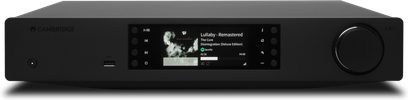 Lettore audio di rete Cambridge Audio CXN V2 nero, vista frontale, schermo LCD che mostra informazioni, pulsanti e rotella di controllo