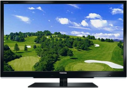 Toshiba 46SL833 46-tommer LED-tv, der viser en golfbane, placeret på et sort tv-bord