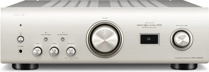Denon PMA-1600NE Silber Stereo-Hi-Fi-Verstärker, Frontansicht, silberne Frontblende mit Tasten, Reglern und digitalem Display