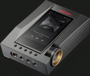 Předzesilovač sluchátek Astell&Kern ACRO CA1000T černý, pohled zepředu v perspektivě, displej zobrazující "Enterprise in Sound Quality"