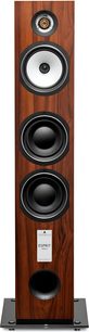 Altavoz de columna Triangle Antal serie EZ teca, vista frontal, caja rectangular con acabado en madera de teca y cuatro altavoces circulares alineados (tweeter dorado, medio blanco, dos woofers negros) y puerto bass-reflex redondo en la parte inferior sobre base metálica