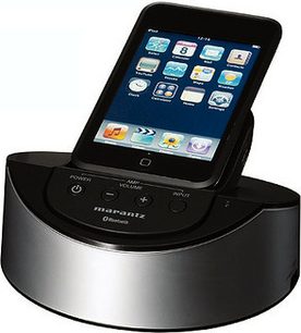 Marantz IS-301, sort dockingstation med berøringsskærm, der viser app-ikoner, set forfra i fugleperspektiv