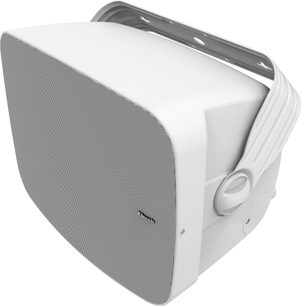 Altavoz de exterior Klipsch PSM-800-SW blanco con rejilla frontal perforada y soporte de pared orientable