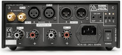 Gold Note PA-10 sort effektforstærker, bagside, audio- og strømstik, kontakter, nærbillede